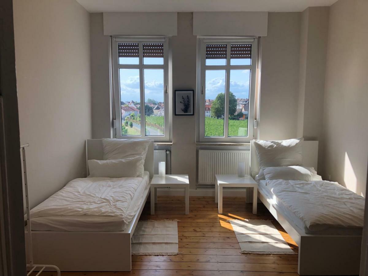 Luxe Apartment Am Rhein Worms Exteriör bild